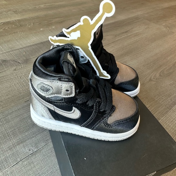 Jordan 1 retro high OG (TD) NIB!! - Picture 2 of 7